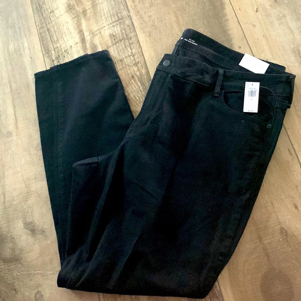 Ladies black old navy jeans size 20 with tags